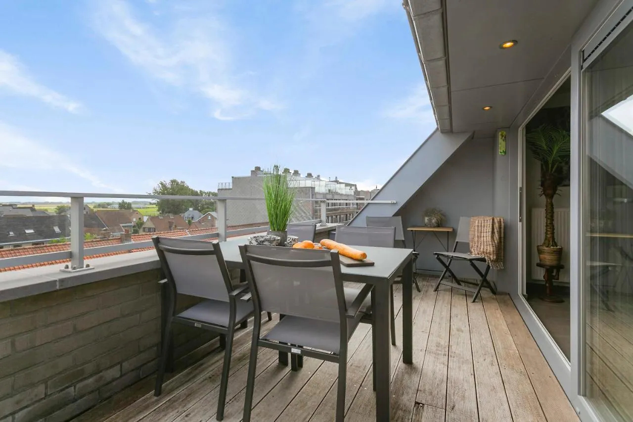 Unique 3-Bedroom Apartment With Parking In The Heart Of Oostende Bélgica