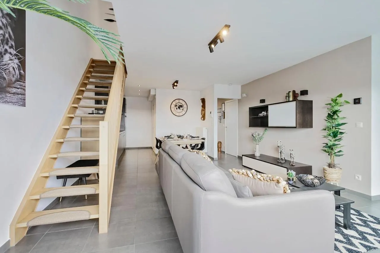Unique 3-Bedroom Apartment With Parking In The Heart Of Oostende Bélgica